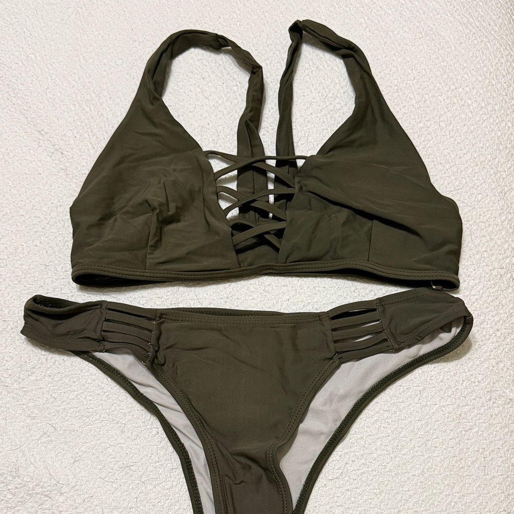 Cupshe Olive Green Strappy Halter Bikini Set